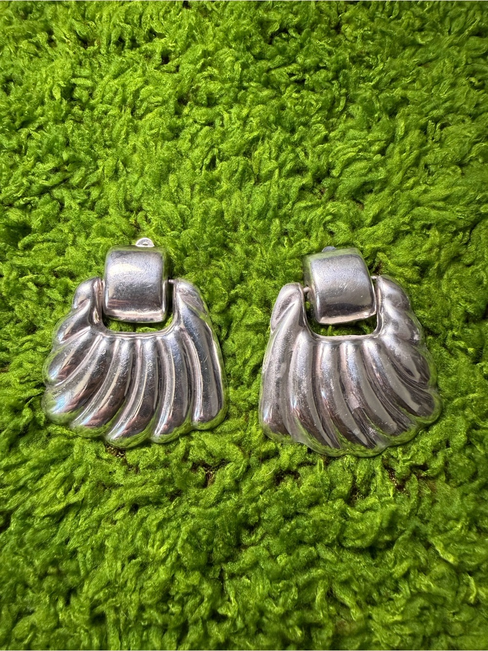 Vintage 925 Sterling Silver Sculpted Hoop Clip-On Earrings